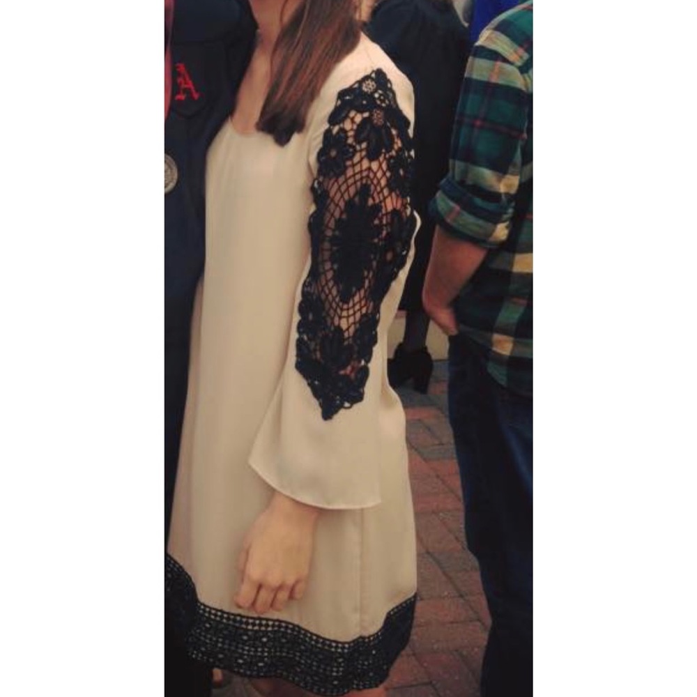 Entro Dress